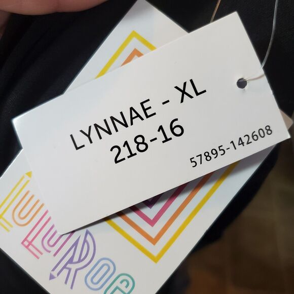 Lularoe Lynnae Black Long Sleeve Top Size XL NWT - Picture 4 of 5